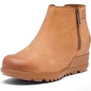 NWT Sorel Evie II Women's Light Brown Ankle Booties
